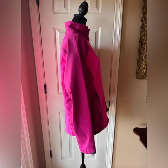 The North Face Women's Pink & Purple Shellrock Jacket - Picture 9 of 12